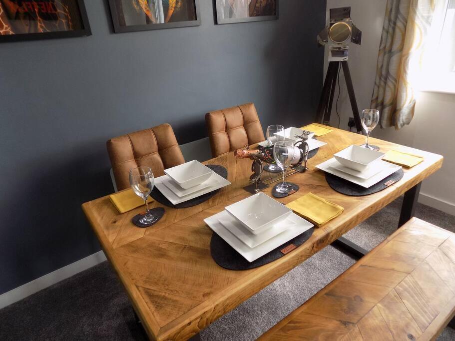 2 Bedroom Luxury City Centre Apt Lincoln Exterior foto